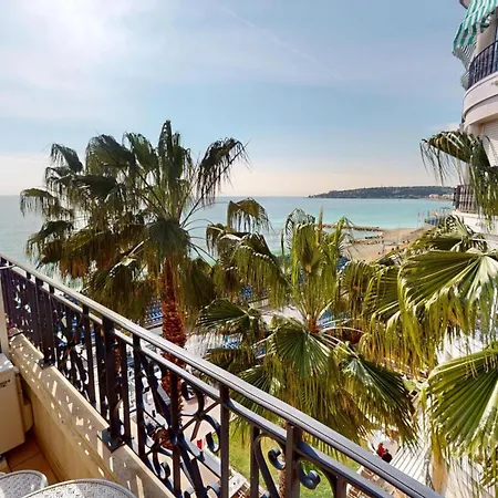 Renove Avec Balcon Et Garage En Plein Coeur De - Fr-1-196-375 * Menton